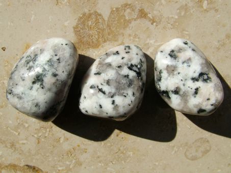 Granit Trommelstein 